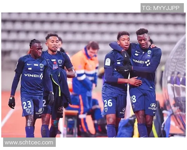 欧塞尔与卡昂历史交锋战绩分析及近期表现对比 欧塞尔与卡昂历史交锋战绩分析及近期表现对比